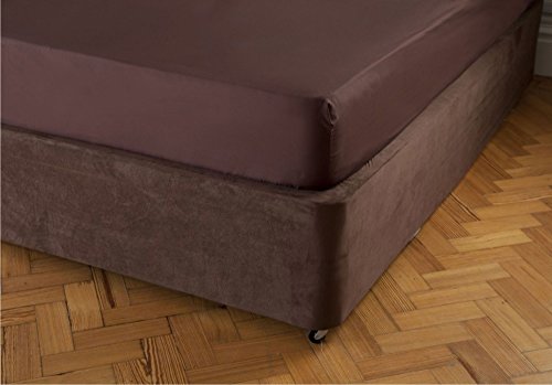 Cubre canapé de lujoso ante sintético de Belledorm, chocolate, king size