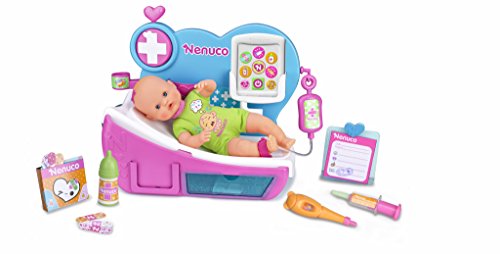 Nenuco - Doctora Por Qué Llora, cura como un doctor a tu muñeco bebé con los accesorios del médico en su centro de cuidados, tiene un traductor de lloros para dar de comer y dormir FAMOSA (700012646)
