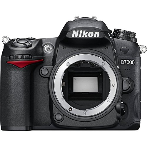 Nikon D7000 - Cámara réflex digital de 16.2 Mp (pantalla 3'), color negro - sólo cuerpo [importado]